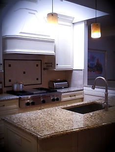 Kitchen_edited.jpg