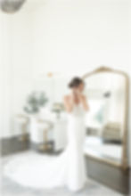 Sixpence bridal suite getting ready