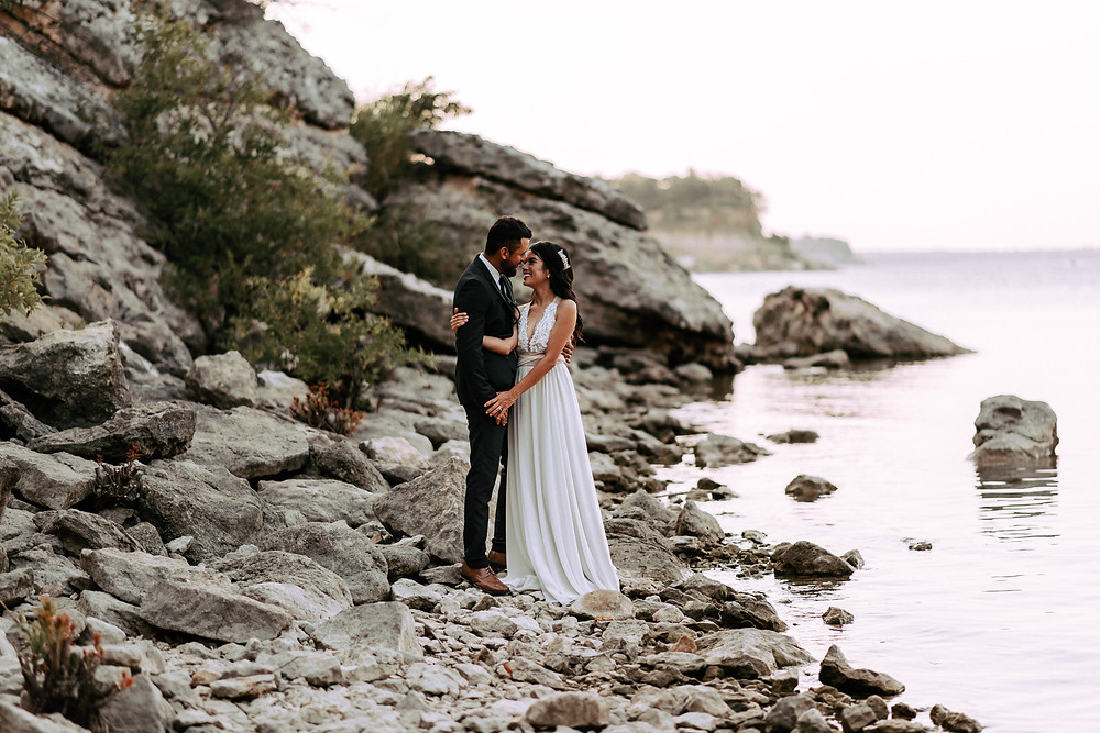 Rocky-cliff-wedding