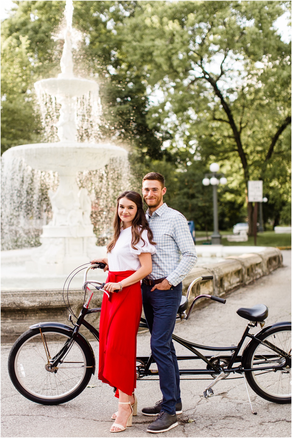Engagement-pictures-with-bike
