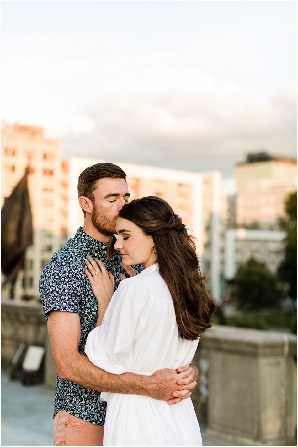 Downtown-Indianapolis-Engagement-photography