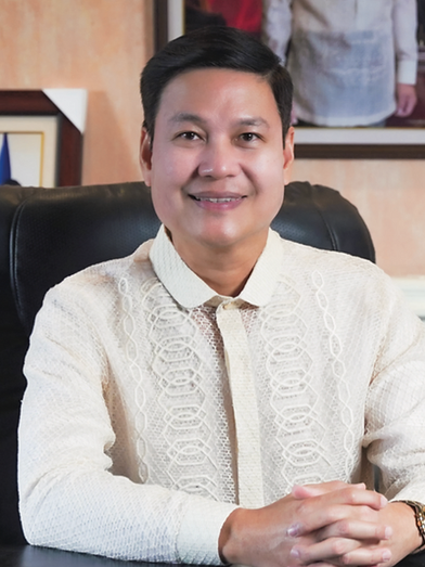 LOCAL WATER UTILITIES ADMINISTRATION CHIEF VICENTE HOMER REVIL