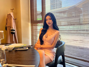为什么很多老板都会开包厢和安排 Local Party Girl来招待朋友?!