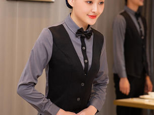 想要请私人服务员在私人别墅里全程服务你?!