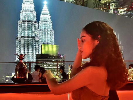 吉隆坡|一定不要错过的超赞夜景高空酒吧🌃| 安排Party Girl 陪同你欣赏吉隆坡的夜景