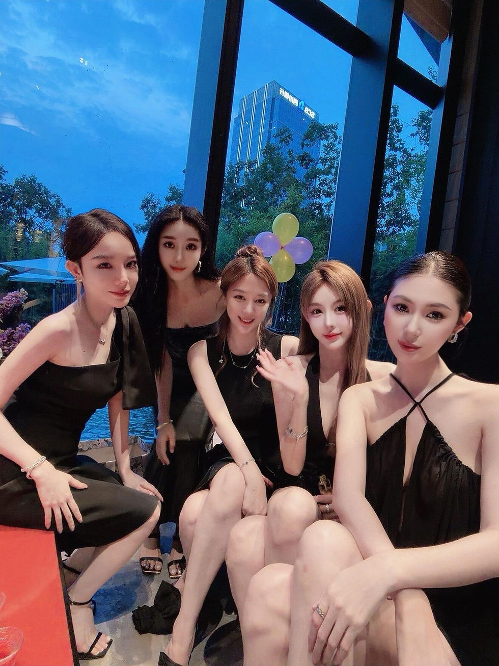 男人的能力越强,性欲越强吗? 会时常安排 Local Party Girl 吗?!