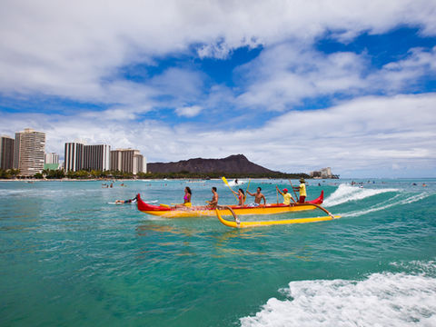 Visit Hawaii Like A Tourist from 100 Years Ago