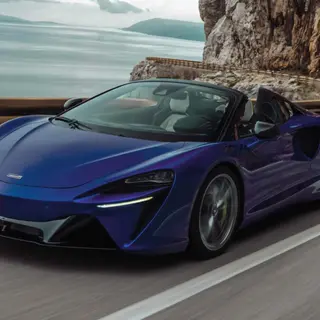 Next Level Supercar: The New McLaren Artura Spider