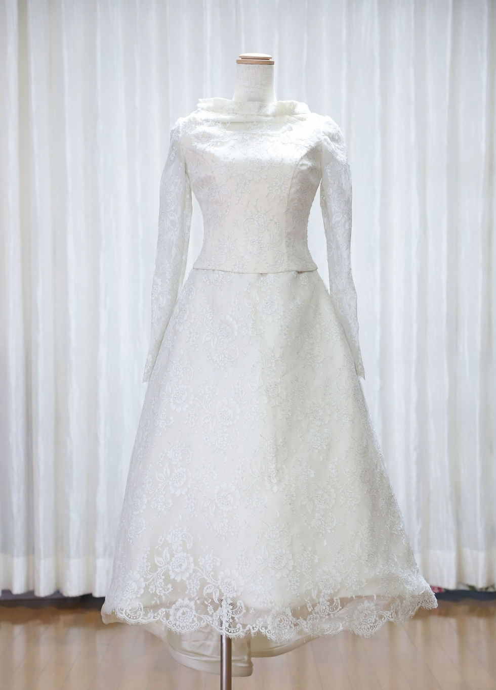 袖付きミドル丈