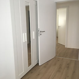 Moderne Studenten-WG in Top Lage von Friedrichshafen - fussläufig sind Innenstadt, Bahnhof und See in nur wenigen Minuten zu erreichen.                                           

Objekt: Wohnung mit mehreren Studenten-zimmern
       