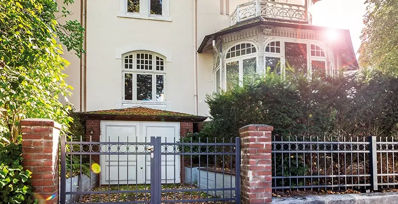 Toranlage ohne Antriebstechnik