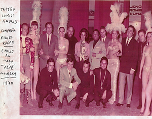 ANTONIO DOMINGUEZ MORILLA CON SUS COMPAÑEROS MÚSICOS Y ARTISTAS
