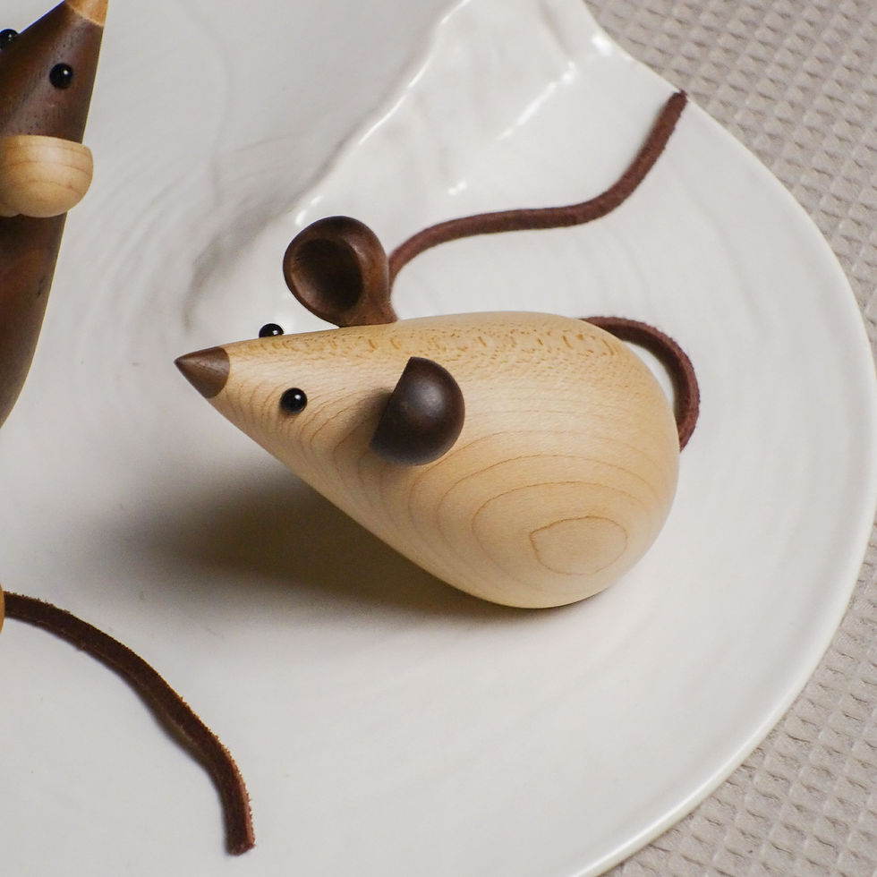 Thumbnail: Mouse (Maple)