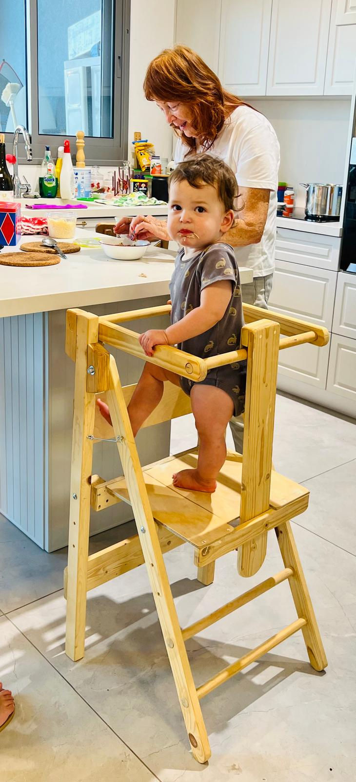 Thumbnail: מגדל למידה - עץ טבעי. ניתן לצבוע בכל צבע בתוספת תשלום