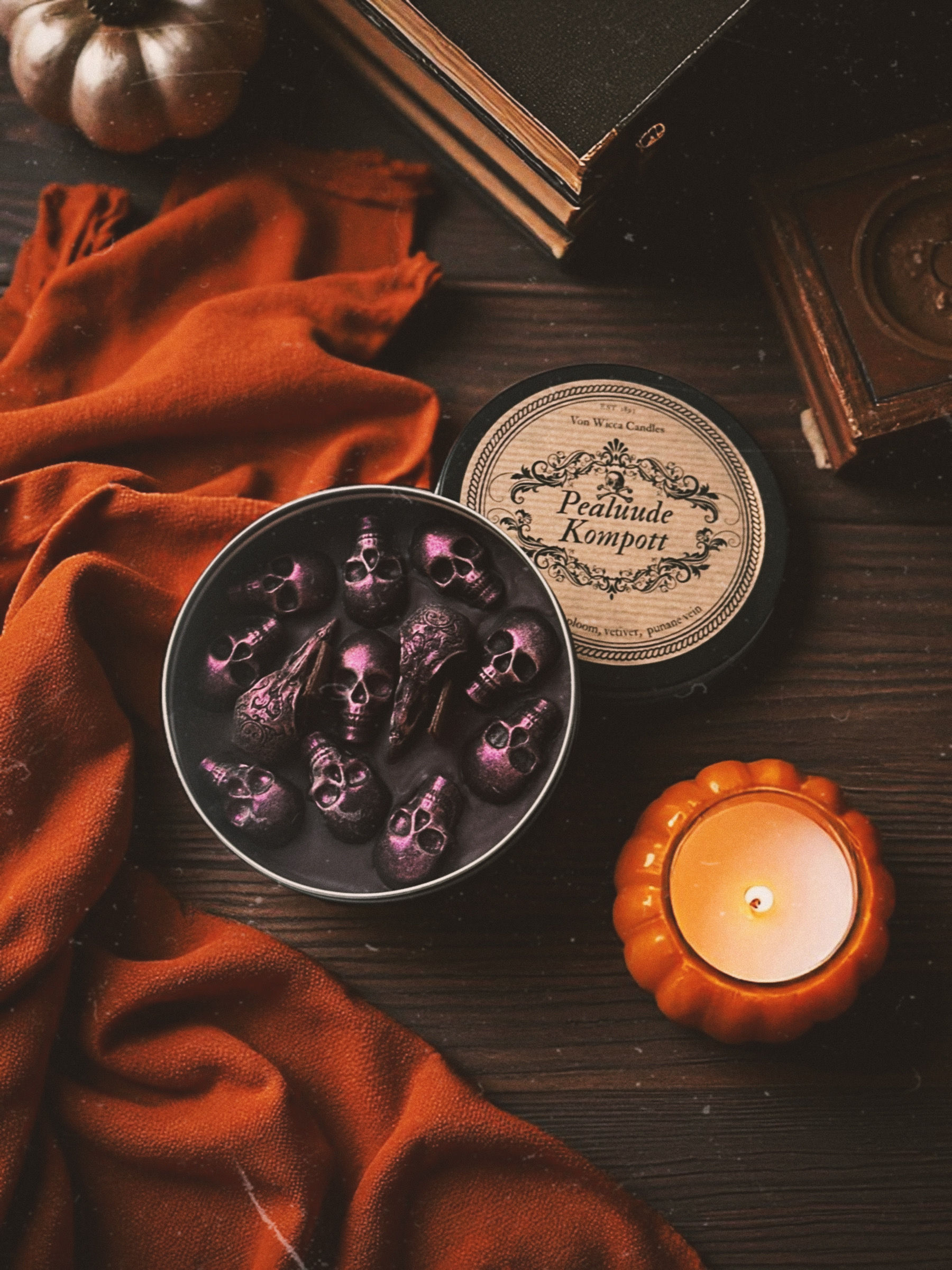 pealuudega sojavahast küünal