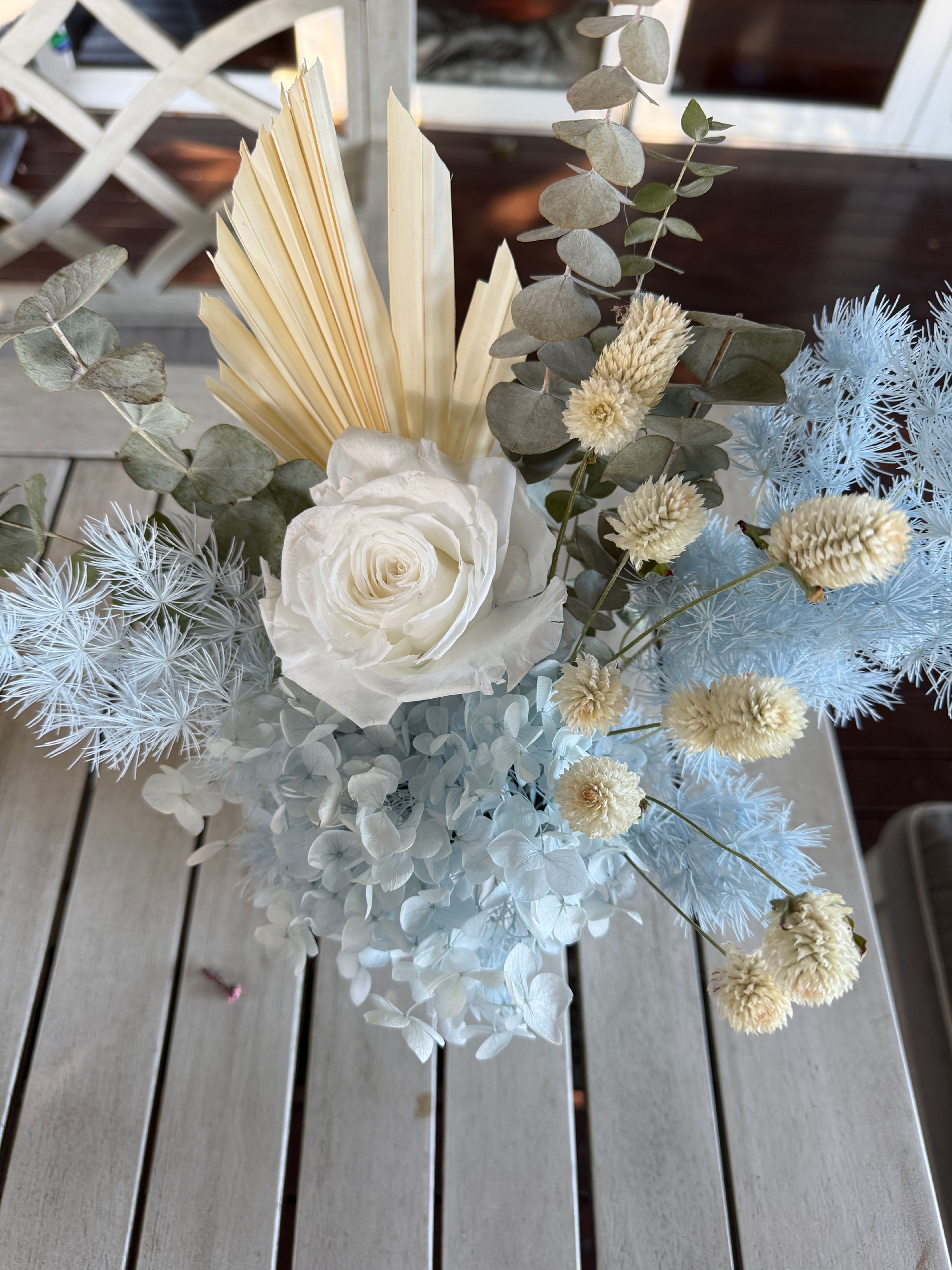 Small light blue with Rose 