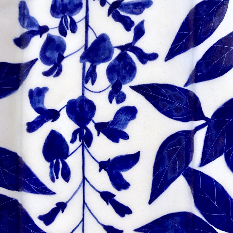 Thumbnail: Wisteria Dish