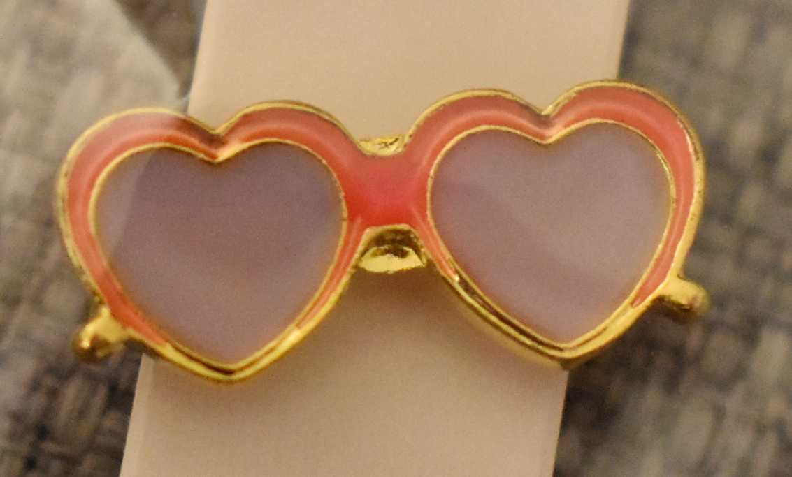 BROOCH - GLASSES