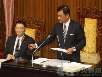 立院三讀通過 前瞻共8項目每期上限4年4200億