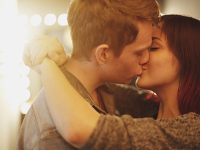 Ten Warning Signs of Dying Intimacy