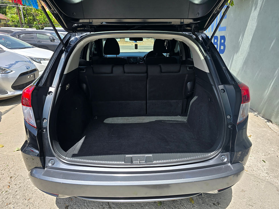 Thumbnail: 2015 Honda Vezel Hybrid