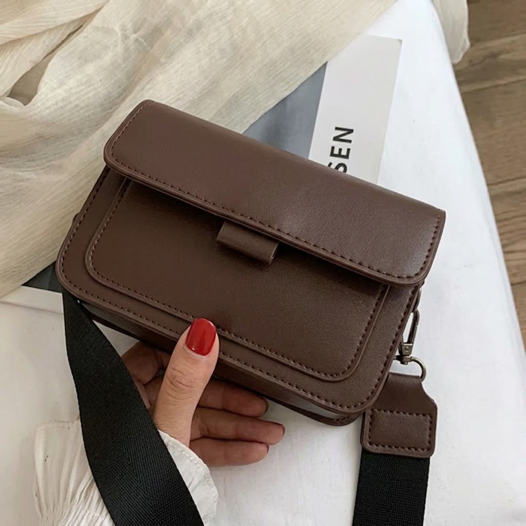Bolsa de Ombro de Couro Sintético