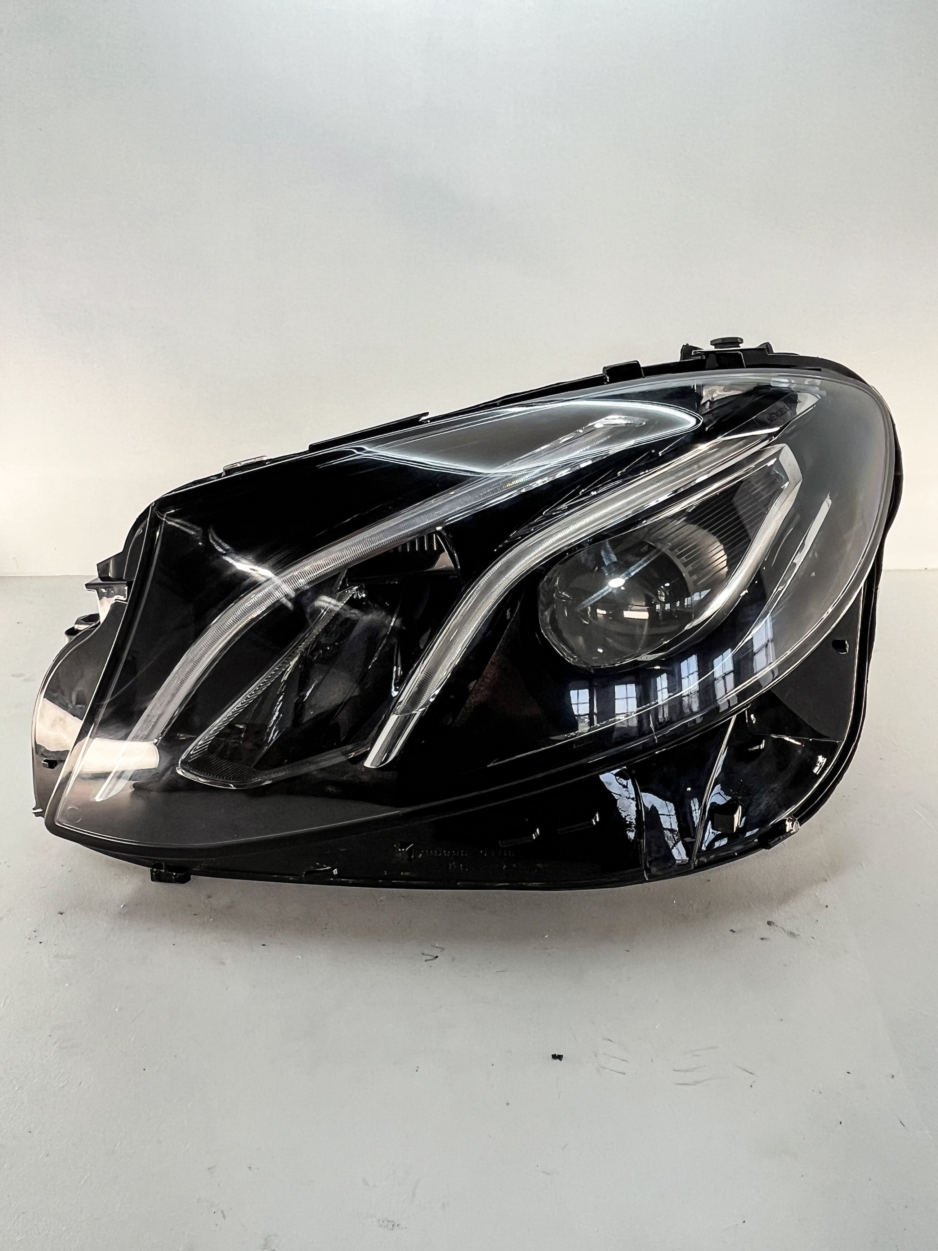 Mercedes-Benz E-Class W213 LH Passenger LED Headlight 2017-2020 A2139064504KZ