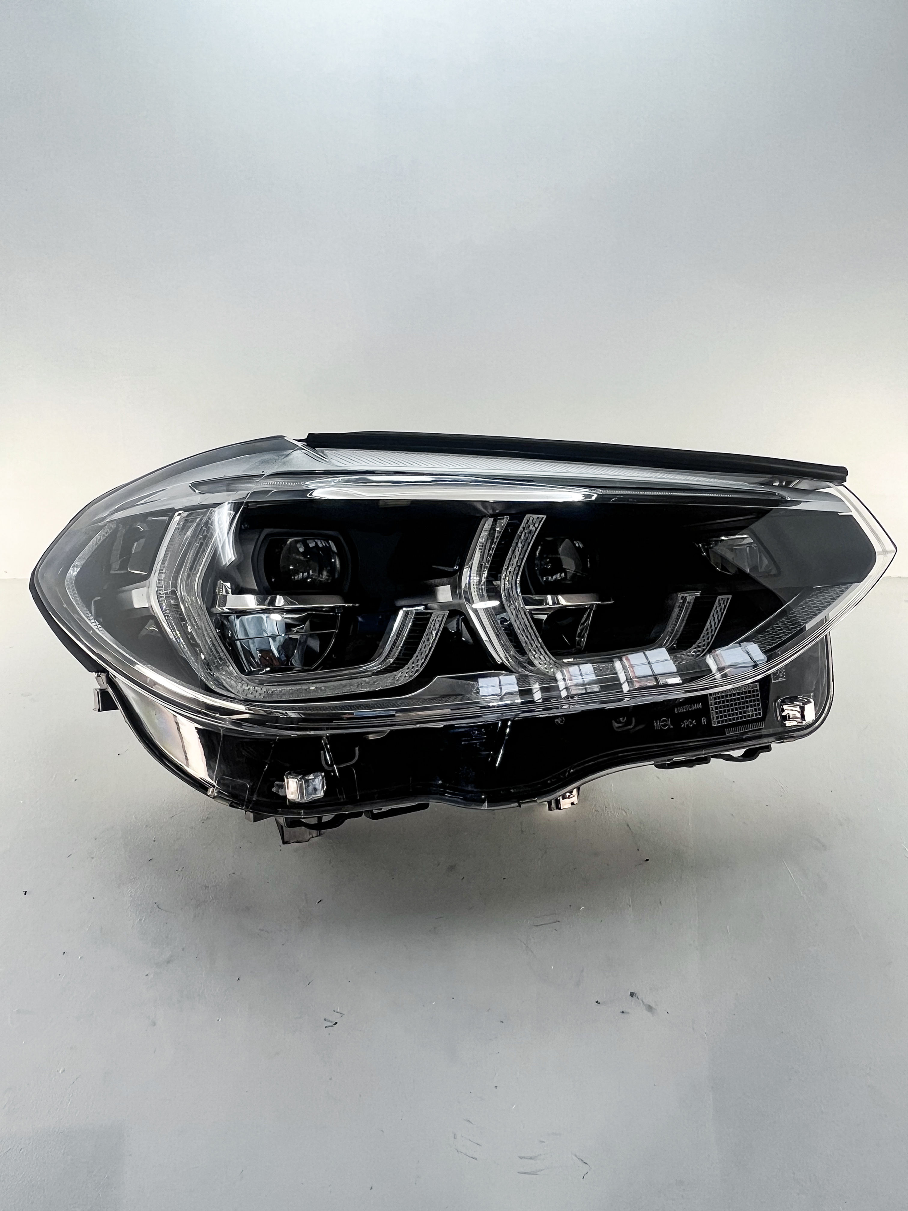 BMW X3 X4 G01 G02 G08 Adaptive Headlight Driver Side 18-22