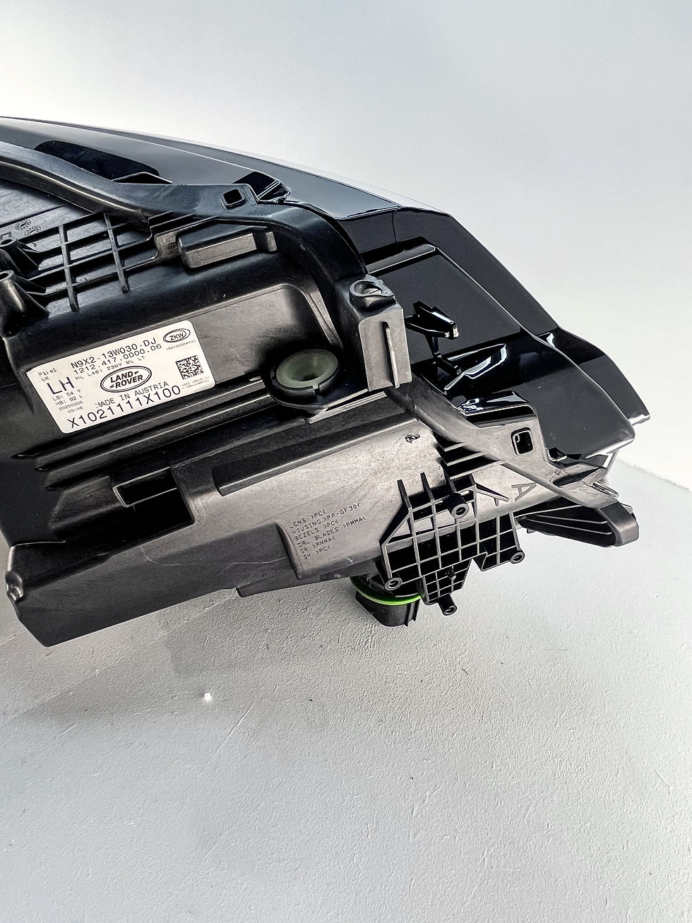 Thumbnail: Range Rover Sport L461 LH Passenger Side Pixel Headlight 22-26 N9X213W030DJ