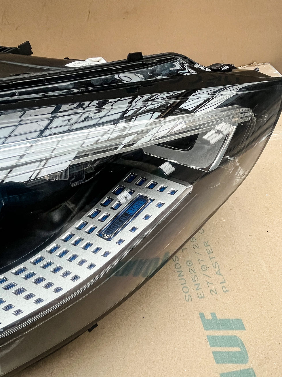 Thumbnail: Genuine Mercedes-Benz S CLASS W223 2020-2025 Digital Headlight Right Driver