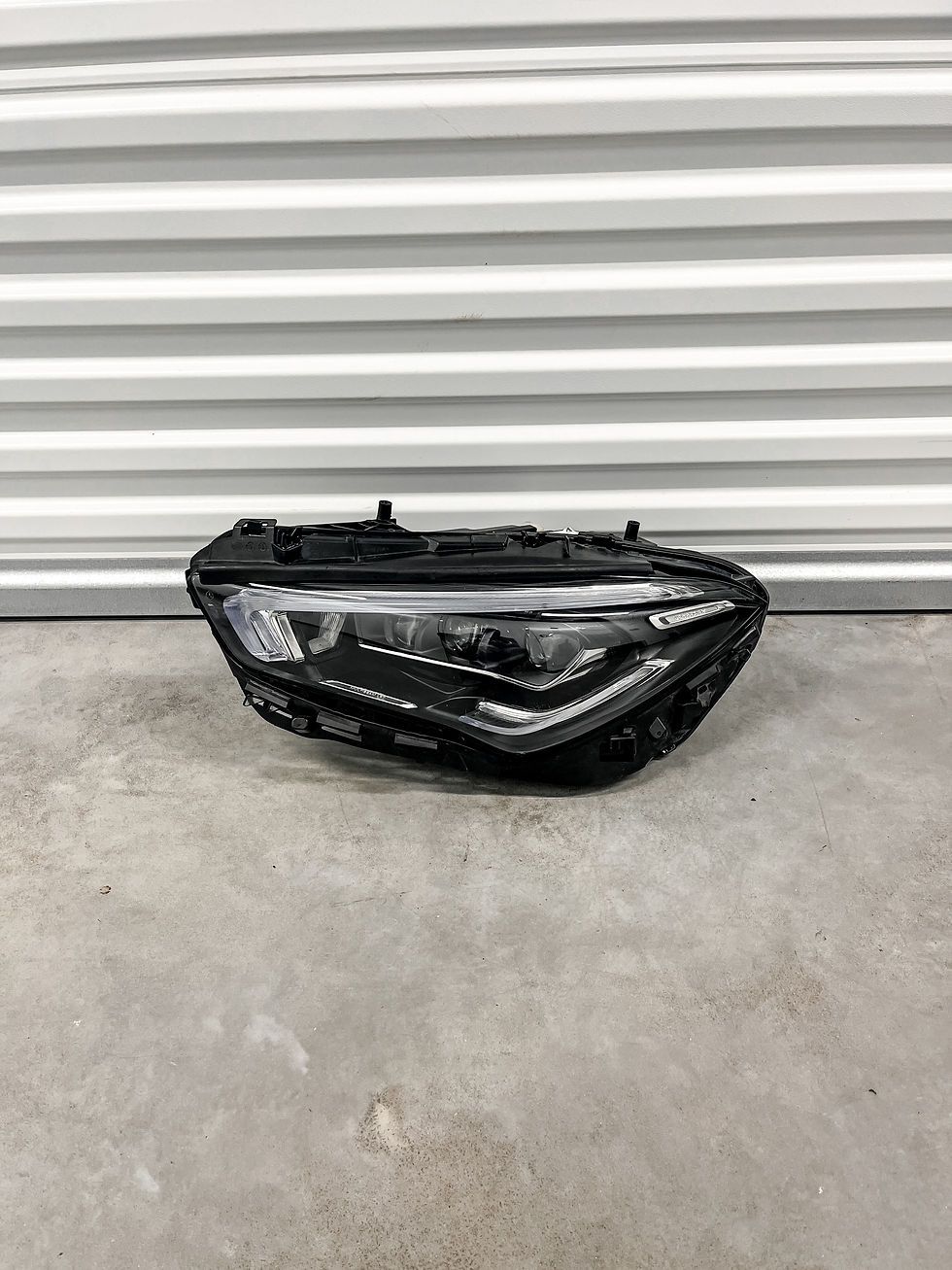 MERCEDES CLA C118 X118 2019-2023 MULTIBEAM HEADLIGHT PASSENGER SIDE