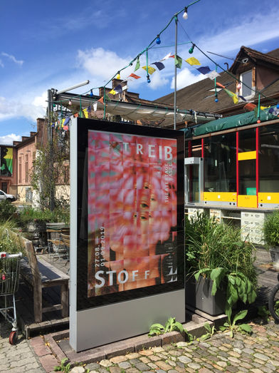 Treibstoff Basel Theatertage, Nachwuchsförderung, Plakat, Poster, Festival, Plakatsäulen, Basel, Birsfelden, Kaserne, junges theater, ROXY, Animation, Kacheln, Booklet, Pässe