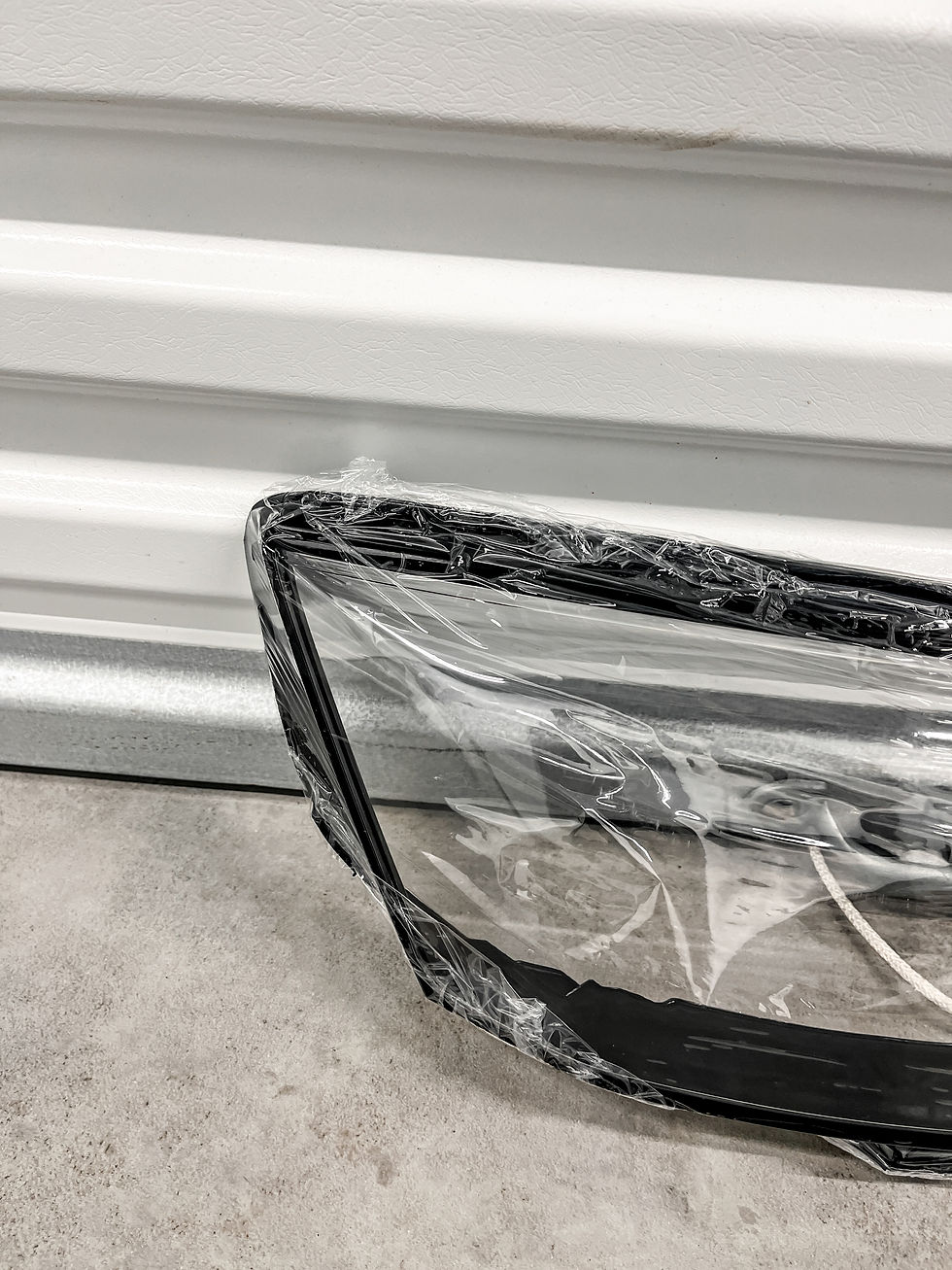 Thumbnail: AUDI A5 B9.5 2020-2024 Right Headlight lens Left corner section