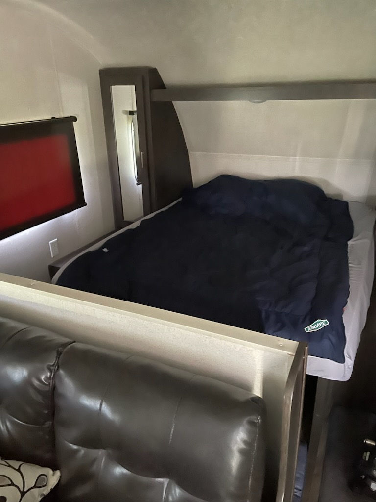 2018 - Salem Cruise Lite - 261BHXL