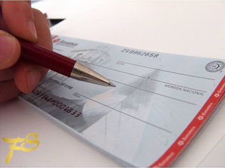 Devolução de cheque por motivo indevido gera indenização