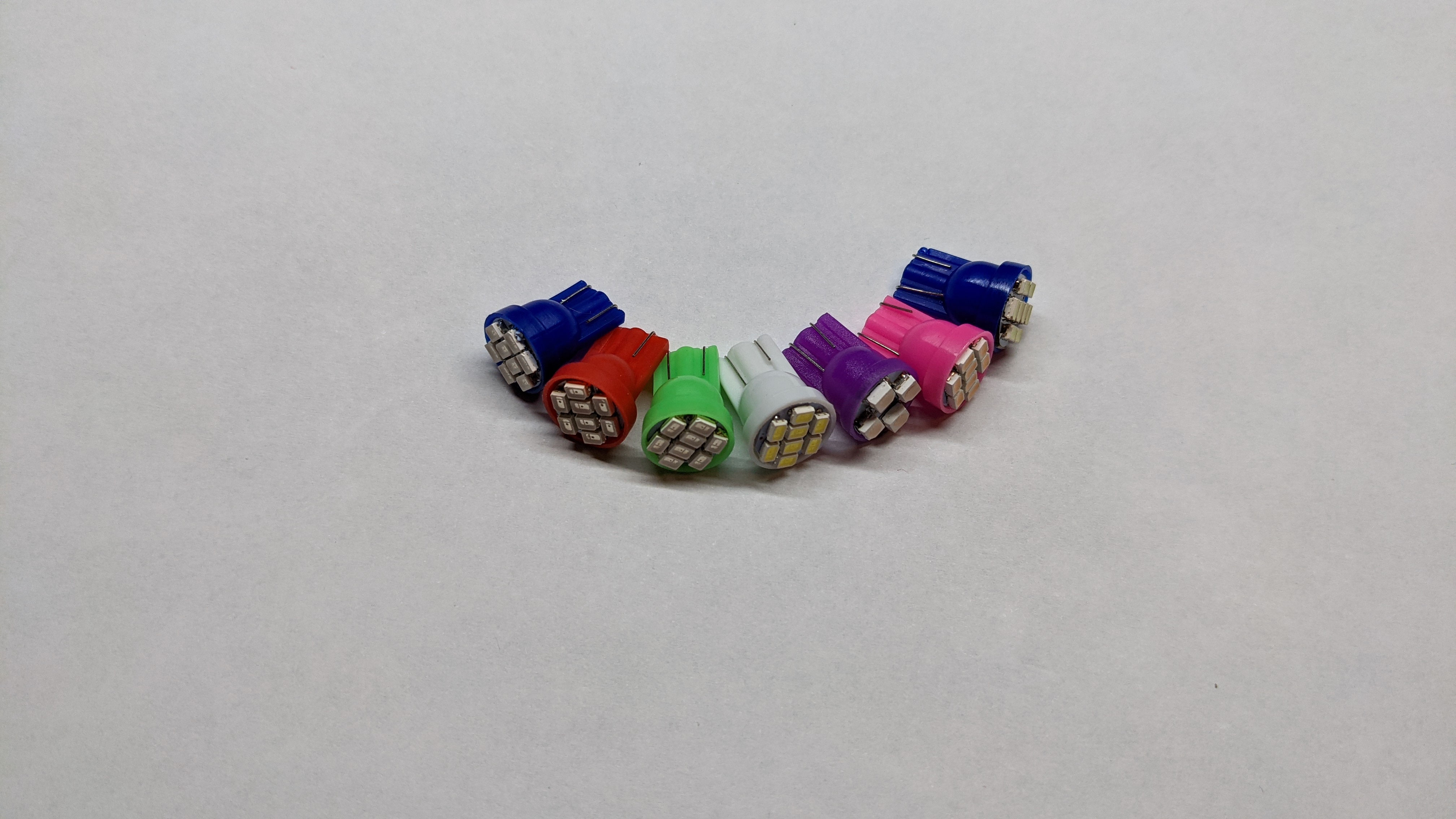 4 ACCESSORY BULBS