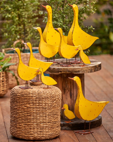 Thumbnail: Yellow Duck