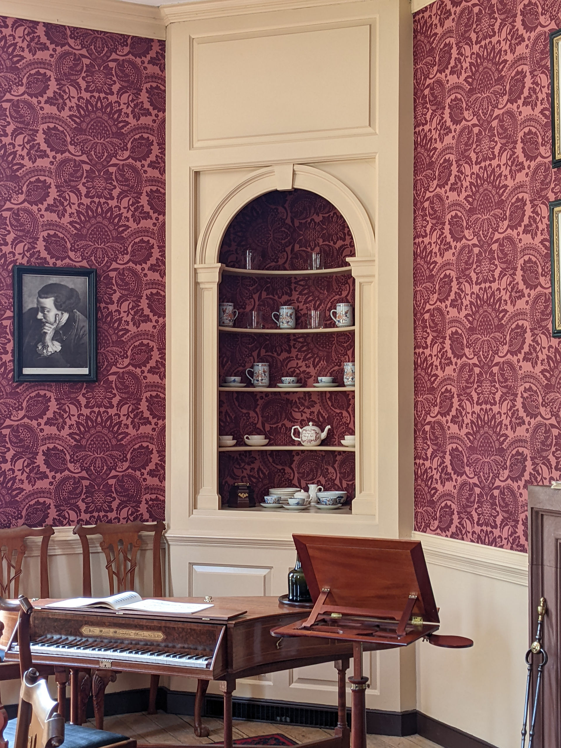 Williamsburg Corner Cabinet (schizoform)