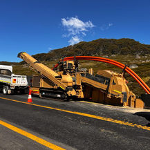 Cable installation - Charlotte Pass