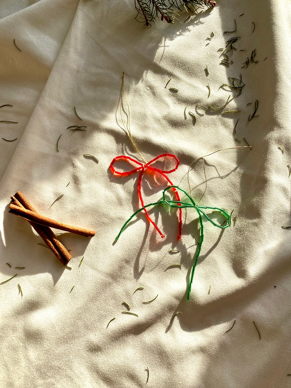 Thumbnail: Beaded Bow Ornament Green