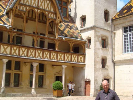 Hospice em Beaunne e Canal de Annecy