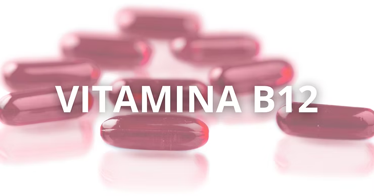 Cápsulas de vitamina B12 em destaque