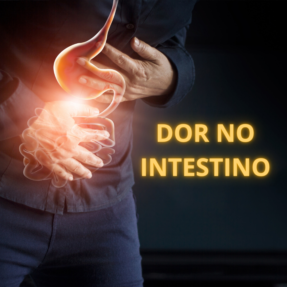 Mulher com dor no intestino