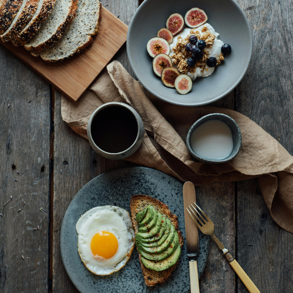 Café da manhã rico em proteínas