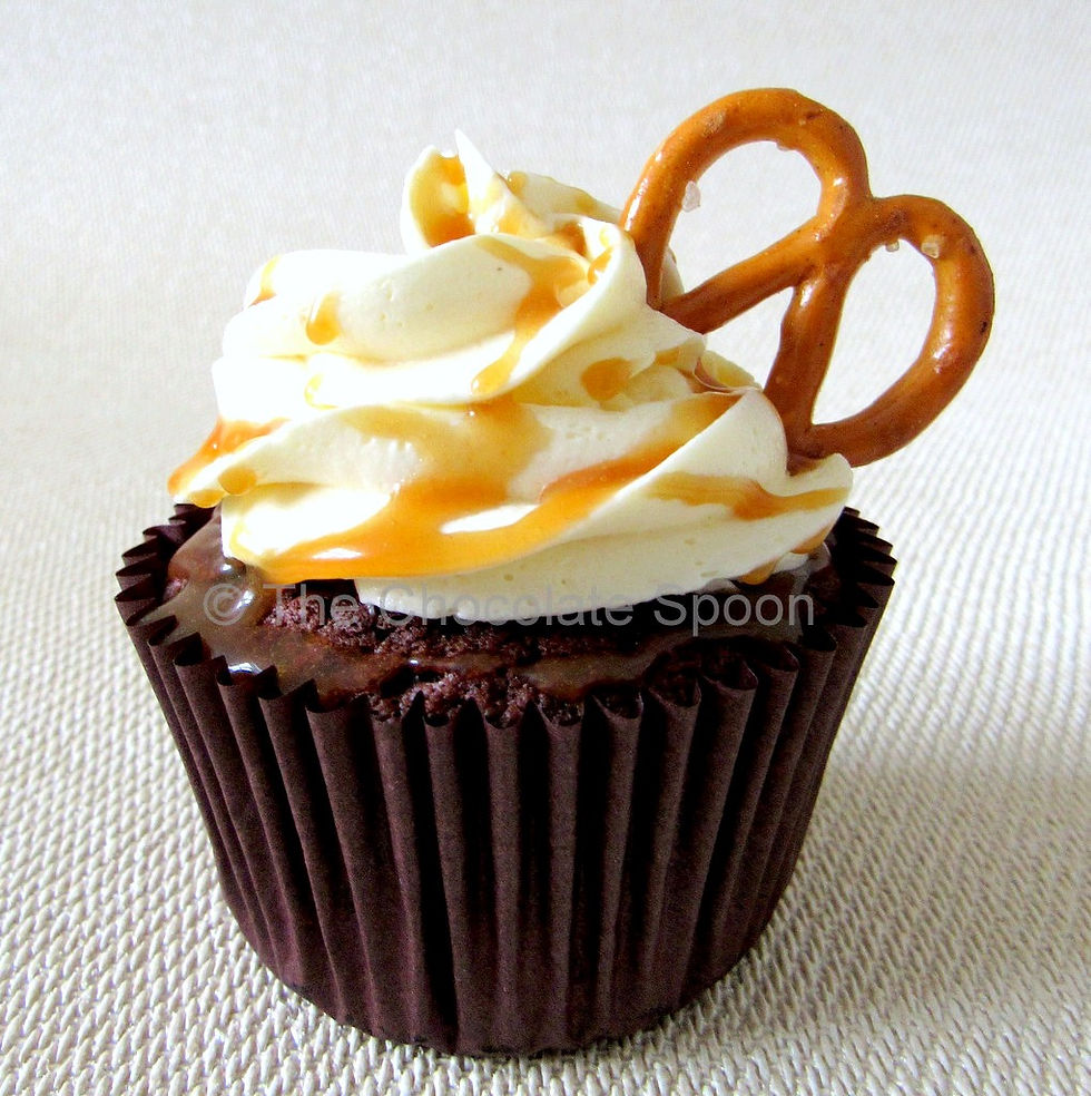 Sea-Salted Caramel Pretzel Cupcake