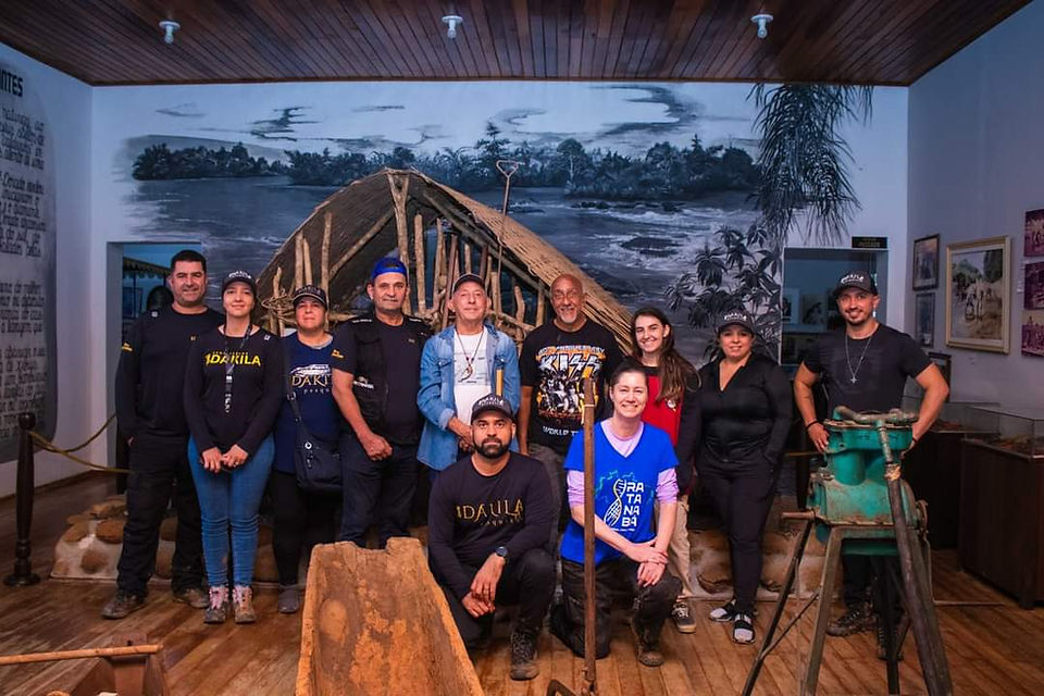 equipe de pesquisadores no museu historico de Tibagi