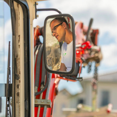 Living Garden Tag1-5736_edited.jpg