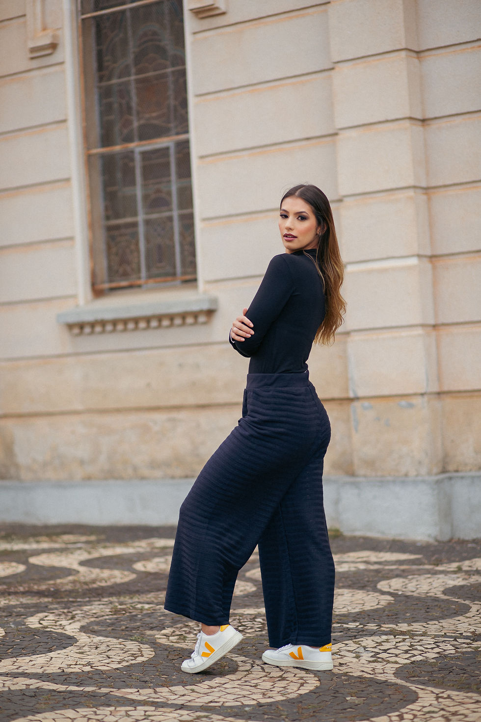 Miniatura: Calça Preta Pantacourt Tricot Texturizada