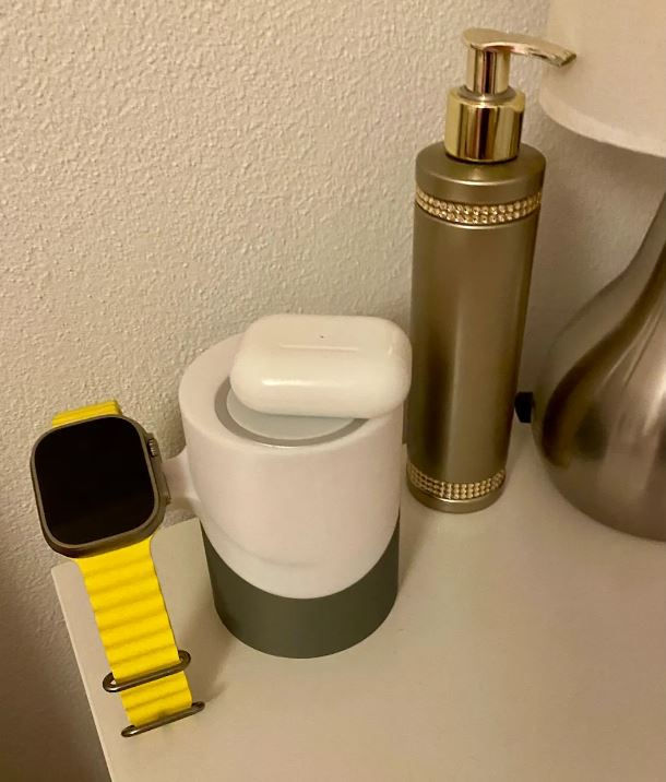 Miniatură: Suport birou incarcare duala Apple + Watch