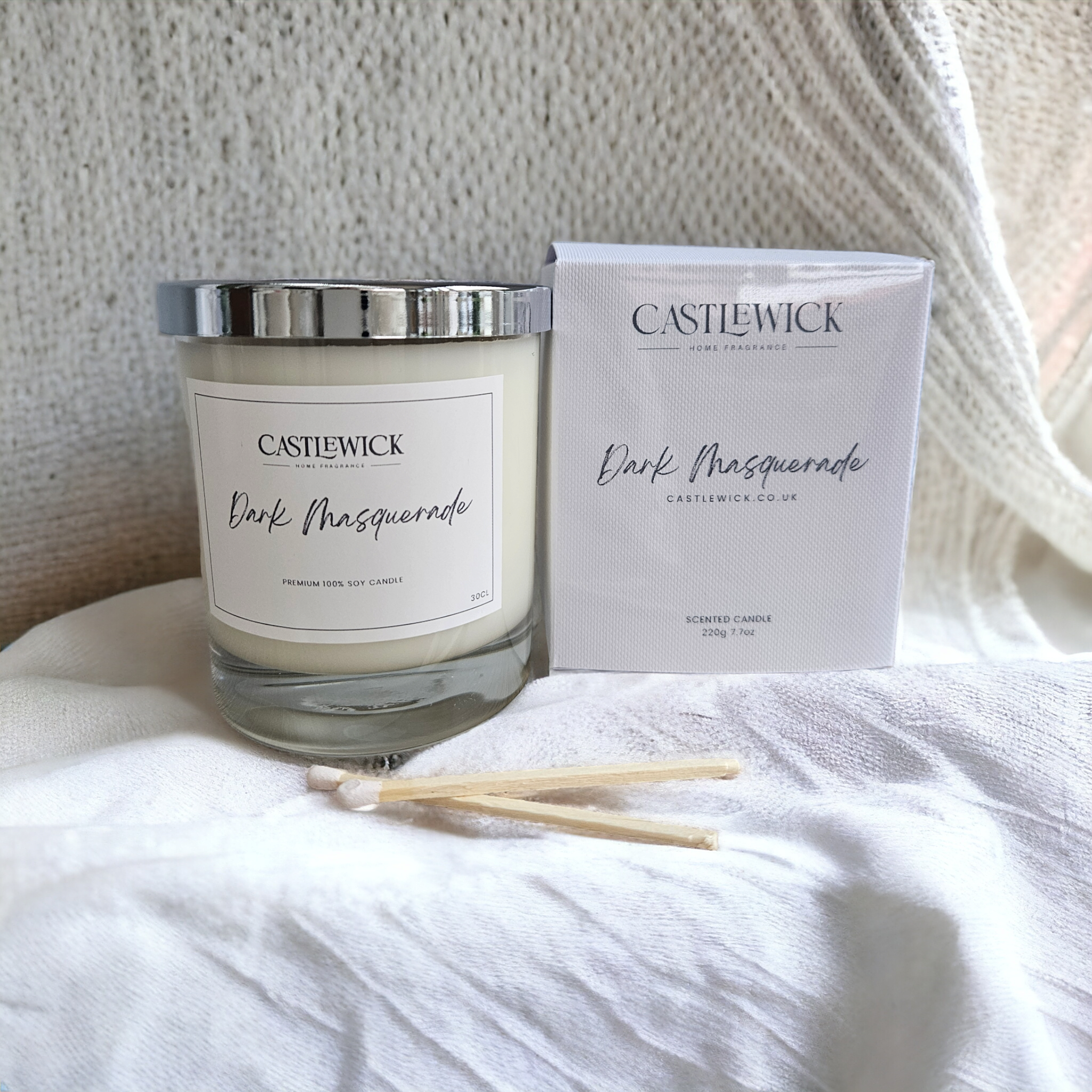 Dark Masquerade Candle 220g